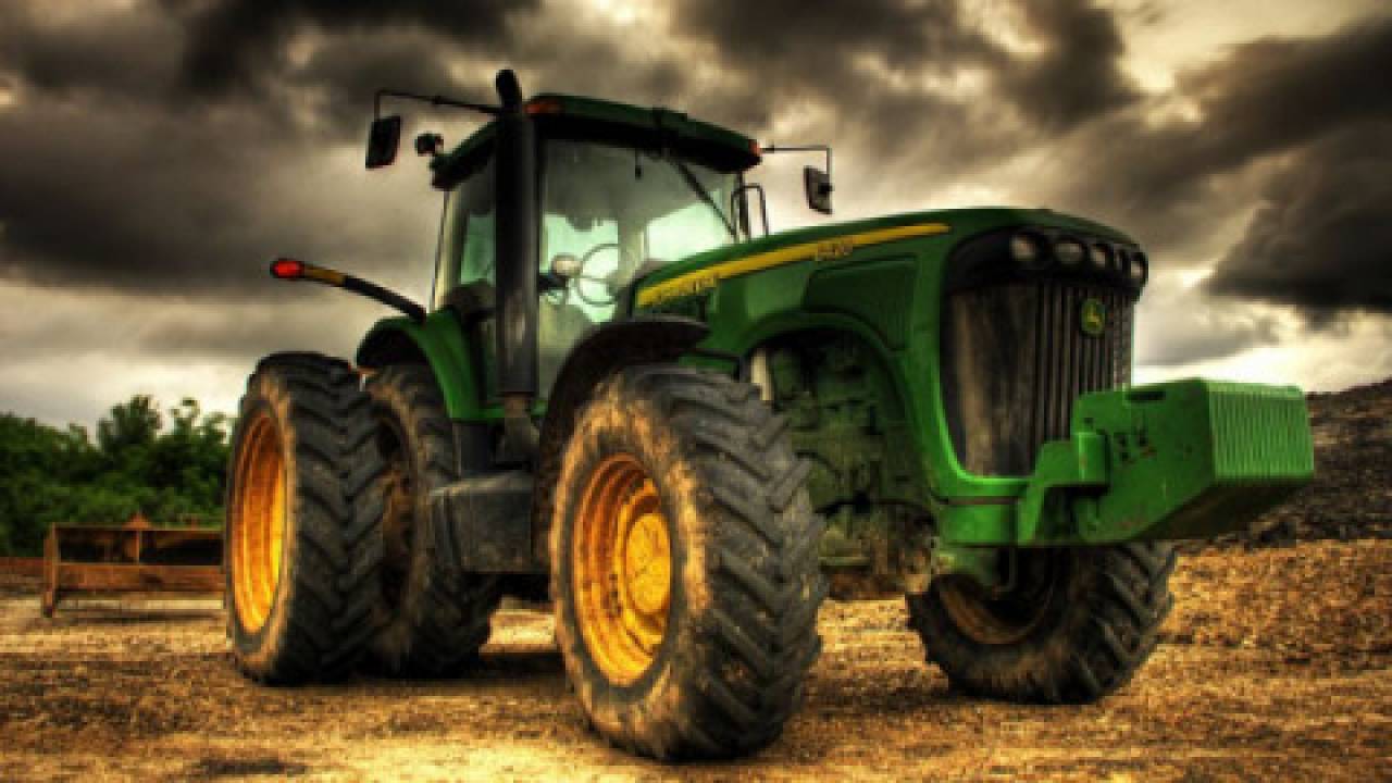 Rynek traktorów: John Deere liderem wrześniowej sprzedaży
