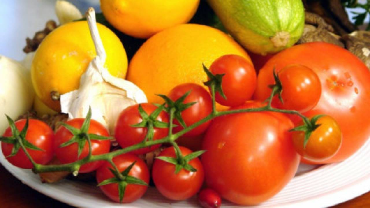 Tańsze owoce i warzywa